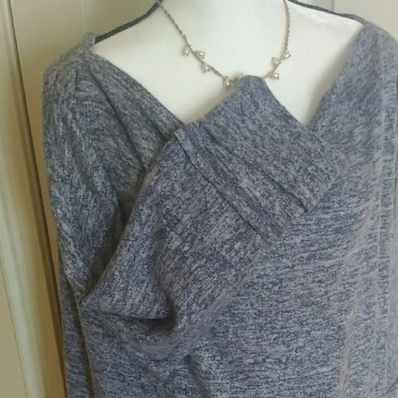 Roamans Top - Picture 6 of 8